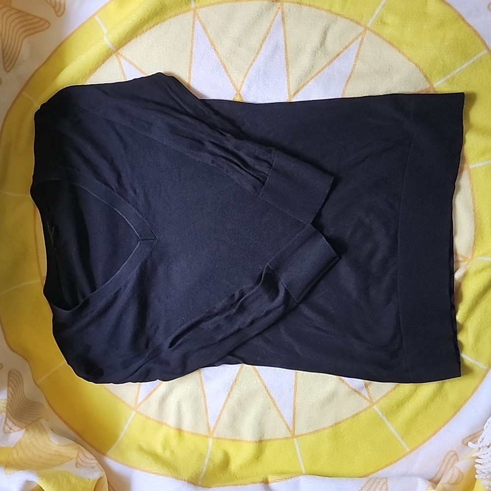 Banana Republic Black V-neck Lightweight cotton sweater 3/4 sleeves in Small
